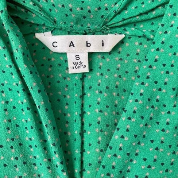 CAbi Green Polka Dot Ruched V Neck Sleeveless Top - Picture 5 of 8
